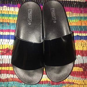 Truffle Collection Metallic Slides